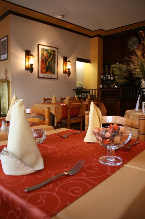 Hotel Le Pavillon Echternach Esterno foto