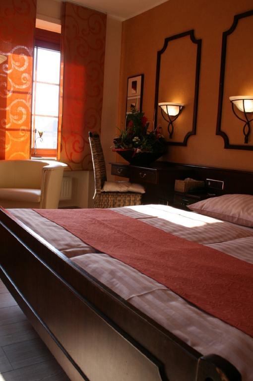 Hotel Le Pavillon Echternach Esterno foto